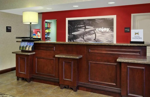 Florence Hotel | Discover Comfort at Hampton Inn & Suites Florence Downtown
