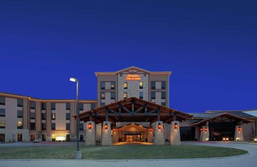 Peck Hotel | Relax at Hampton Inn & Suites I-35/Mulvane - Rated 8.8