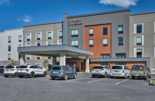 Keene Hotel | Discover Hampton Inn & Suites Keene: Pet-Friendly Retreat