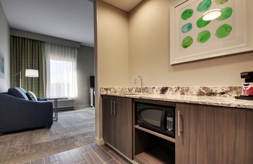 Southeast Raleigh Hotel | Discover Hampton Inn & Suites Knightdale Raleigh: 9/10 Rated Stay