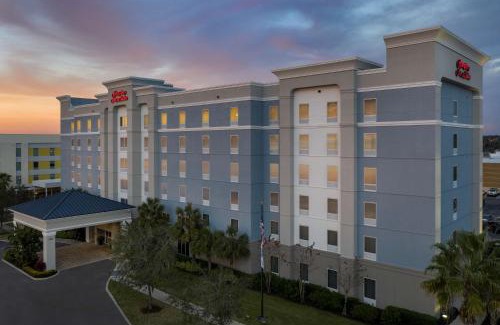 Lakeland Hotel | Explore Hampton Inn & Suites Lakeland with Family-Friendly Perks
