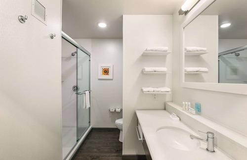 Lavonia Hotel | Top-Rated Hampton Inn & Suites Lavonia with Family Amenities
