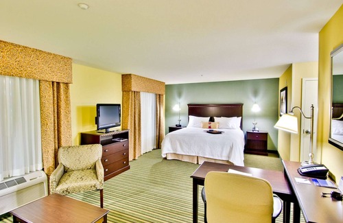 Moreno Valley Hotel | Discover Comfort at Hampton Inn & Suites Moreno Valley