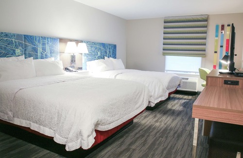 Mount Laurel Hotel | Discover Hampton Inn & Suites Mount Laurel: Top-Rated Stay!