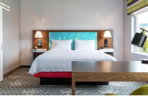 Marshfield Hotel | Discover Comfort at Hampton Inn & Suites Marshfield, WI