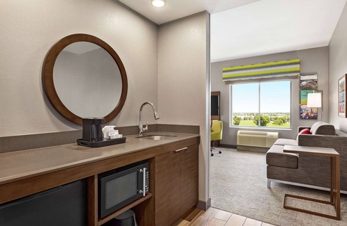 Country Walk Hotel | Outstanding Hampton Inn & Suites Miami Kendall Experience