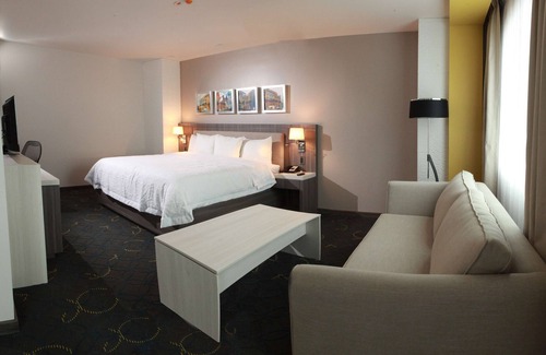 Aguascalientes Hotel | Discover Hampton Inn & Suites by Hilton Aguascalientes Airport