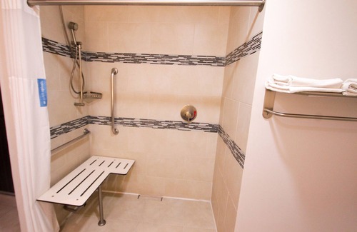 Aguascalientes Hotel | Discover Hampton Inn & Suites by Hilton Aguascalientes Airport