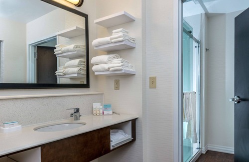 New Albany Hotel | Discover Comfort at Hampton Inn & Suites New Albany