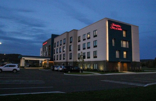 Olean Hotel | Discover Hampton Inn & Suites Olean: Pet-Friendly Retreat