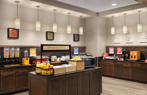 South Orange Hotel | Top-Rated Hampton Inn & Suites Orlando/Downtown Experience