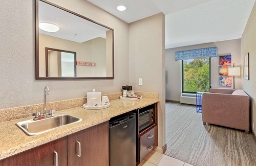 Apopka Hotel | Guest Rated: 9.2 at Hampton Inn & Suites Orlando-Apopka