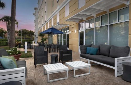 Altamonte Springs Hotel | Pet-Friendly Hampton Inn & Suites near Orlando Attractions