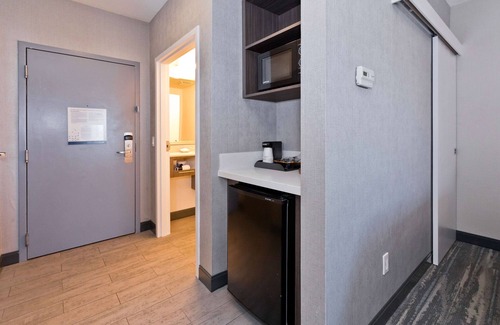 Palm Desert Hotel | Guest Rated 9/10 at Hampton Inn & Suites Palm Desert