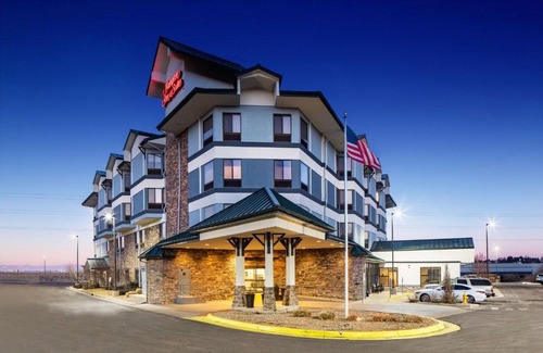 Parker Hotel | Comfortable Stay at Hampton Inn & Suites Parker with Pool