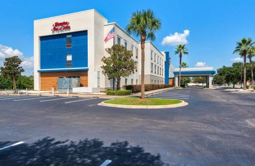 Ferry Pass Hotel | Discover Hampton Inn & Suites Pensacola: Family-Friendly Escape