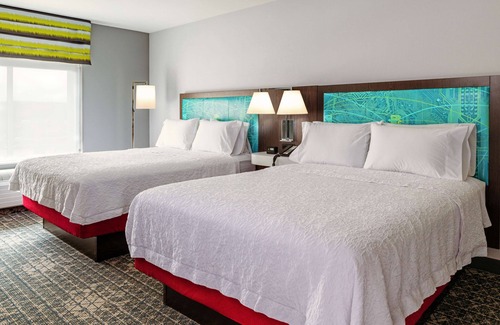 New Stanton Hotel | Ideal Stay at Hampton Inn & Suites Pittsburgh New Stanton