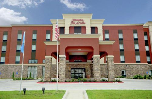 Ponca City Hotel | Enjoy Family-Friendly Comfort at Hampton Inn & Suites