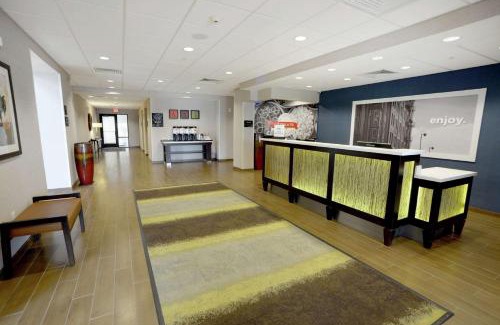 Ponca City Hotel | Enjoy Family-Friendly Comfort at Hampton Inn & Suites