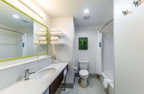 Lusta Hotel | Comfortable Stay at Hampton Inn & Suites Pryor - Rated 9/10