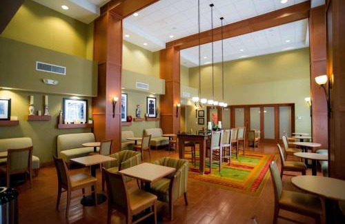 Radcliff Hotel | Discover Comfort at Hampton Inn & Suites Radcliff/Fort Knox