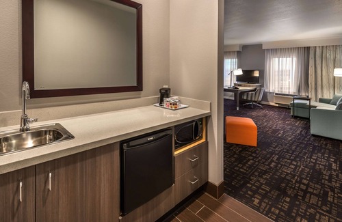 Northwest Reno Hotel | Elegant Hampton Inn & Suites Reno West: Rated 9.2/10!