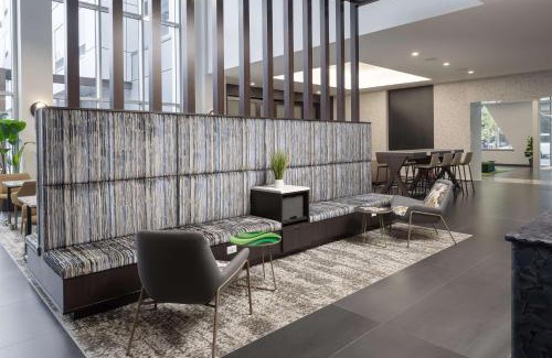 Downtown Rochester Hotel | Explore Hampton Inn & Suites Rochester Downtown with Pool