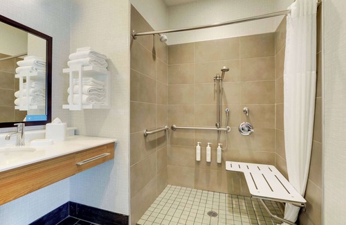 Rome Hotel | Discover the Comfort of Hampton Inn & Suites Rome