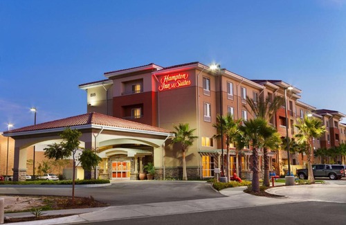 San Bernardino Hotel | Comfortable Stay at Hampton Inn & Suites San Bernardino