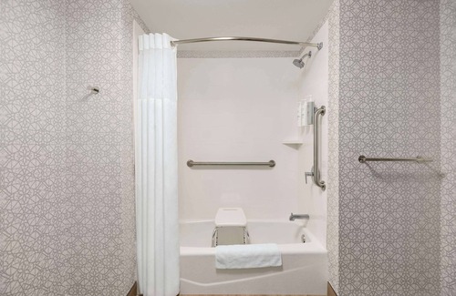 San Marcos Hotel | Discover Comfort at Hampton Inn & Suites San Marcos