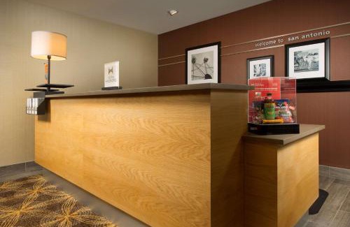 Wetmore Hotel | Comfortable Stay at Hampton Inn & Suites San Antonio NW