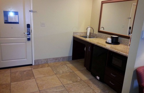 Kodak Hotel | Eco-Friendly Hampton Inn & Suites Sevierville with Pool
