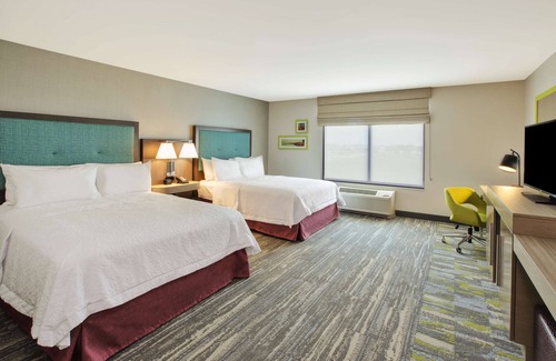 Sioux Falls Hotel | Top-Rated Hampton Inn & Suites in Sioux Falls with Pool