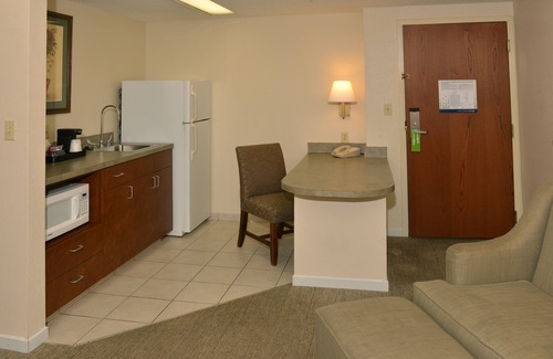 Springfield Hotel | Explore Hampton Inn & Suites Springfield, MO: Top Amenities Await
