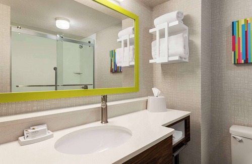 Springfield Hotel | Explore Hampton Inn & Suites Springfield, MO: Top Amenities Await