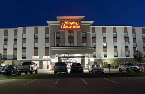 Stillwater Hotel | Pet-Friendly Hampton Inn & Suites Stillwater West Awaits