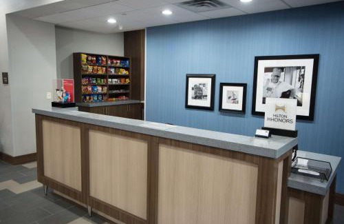 Stillwater Hotel | Pet-Friendly Hampton Inn & Suites Stillwater West Awaits