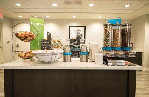 Tempe Hotel | Comfortable Stay at Hampton Inn & Suites Tempe/Phoenix Airport
