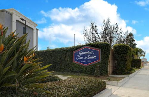 Tulare Hotel | Discover Hampton Inn & Suites Tulare: Pet-Friendly Comfort