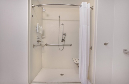 Tulsa Hotel | Discover Hampton Inn & Suites Tulsa with Pool and Spa