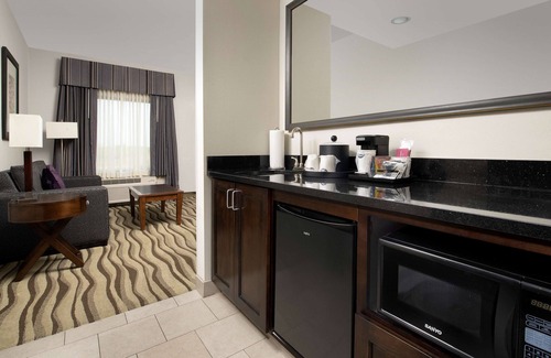Tupelo Hotel | Top-Rated Hampton Inn & Suites Tupelo with Pool & Dining