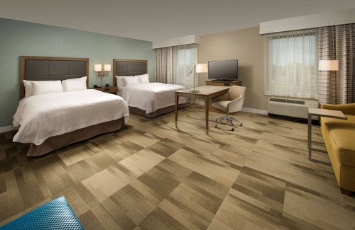East Syracuse Hotel | Discover Comfort at Hampton Inn & Suites Syracuse/Carrier Circle
