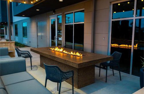 Imperial Beach Hotel | Discover Oceanfront Comfort at Hampton Inn Imperial Beach