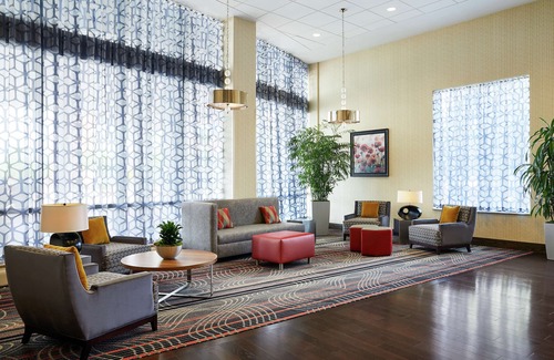 Mount Prospect Hotel | Discover Comfort at Hampton Inn & Suites Chicago/Mt. Prospect