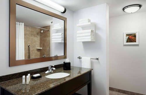 Mount Prospect Hotel | Discover Comfort at Hampton Inn & Suites Chicago/Mt. Prospect