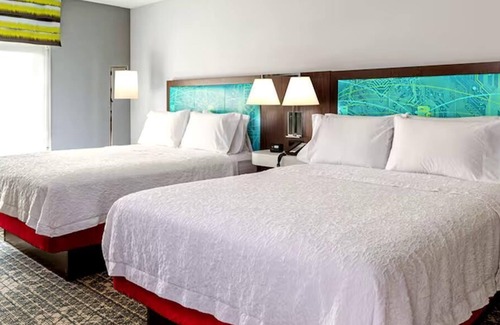 Gypsum Hotel | Hampton Inn & Suites by Hilton Port Clinton Catawba Island