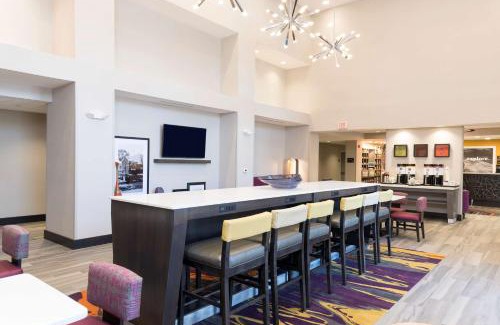 West Lafayette Hotel | Explore Hampton Inn & Suites West Lafayette with Pool Access