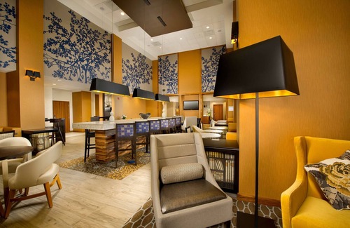 Gaithersburg Hotel | Guest Rated 9.2 - Hampton Inn & Suites Gaithersburg Awaits