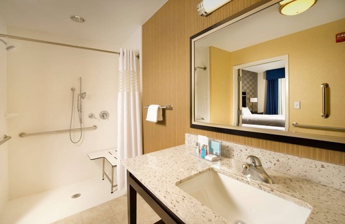 Gaithersburg Hotel | Guest Rated 9.2 - Hampton Inn & Suites Gaithersburg Awaits