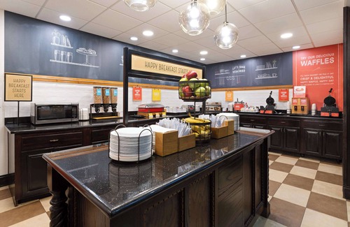 Wells Hotel | Discover Hampton Inn & Suites Wells-Ogunquit: Oceanfront Bliss